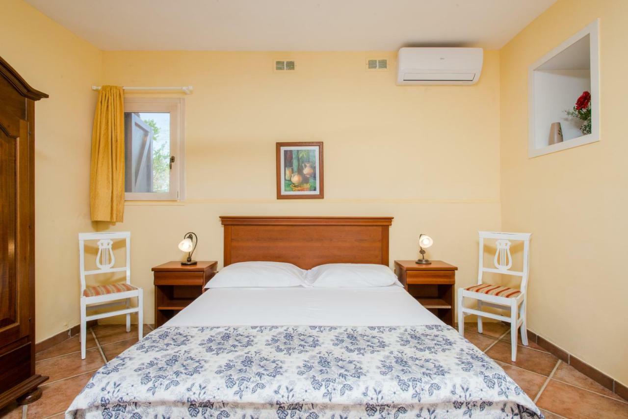 Relais Masseria Casina Dei Cari Presicce Bagian luar foto